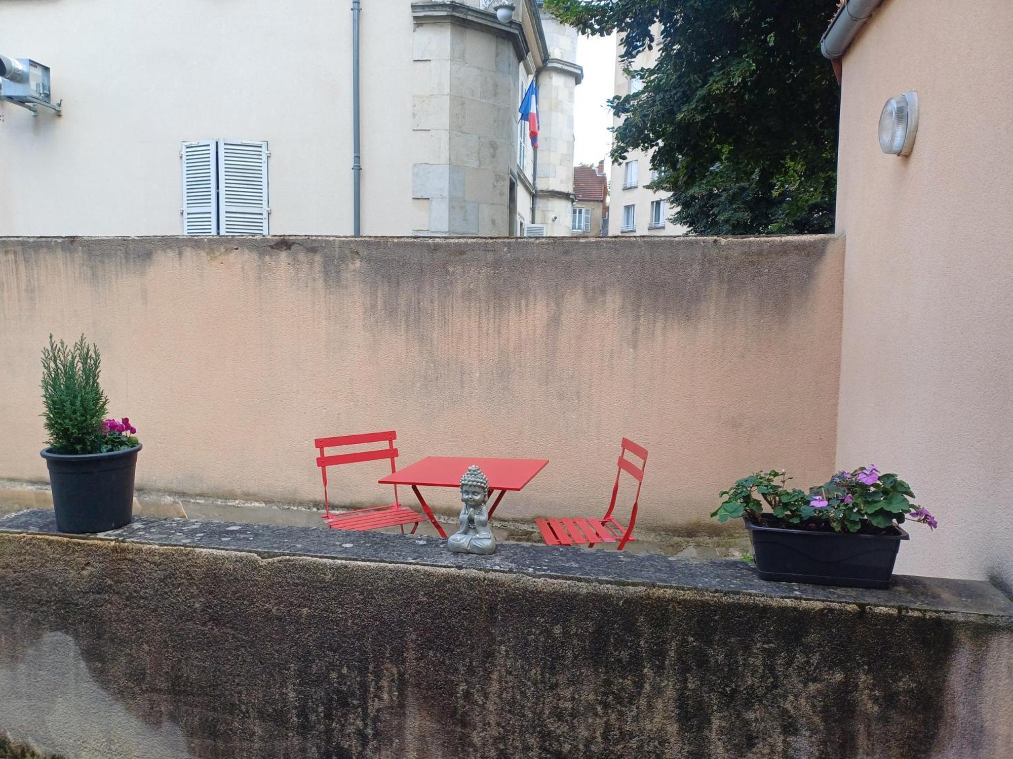 Joli Cocon En Plein Centre Ville Vichy Luaran gambar
